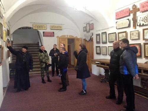 Молитовну поїздку до Свято-Успенської Унівської Лаври здійснили учасники АТО разом з капеланом(ФОТО)Молитовну поїздку до Свято-Успенської Унівської Лаври здійснили учасники АТО разом з капеланом(ФОТО)